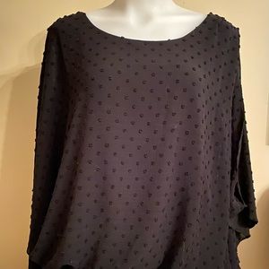 2/$24 Black Melanie Lyne top peekaboo sleeves